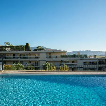 3 Pieces Vue Et Piscine Quartier Parc Imperial Apartment *