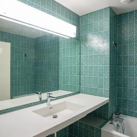 3 Pieces Vue Et Piscine Quartier Parc Imperial 公寓